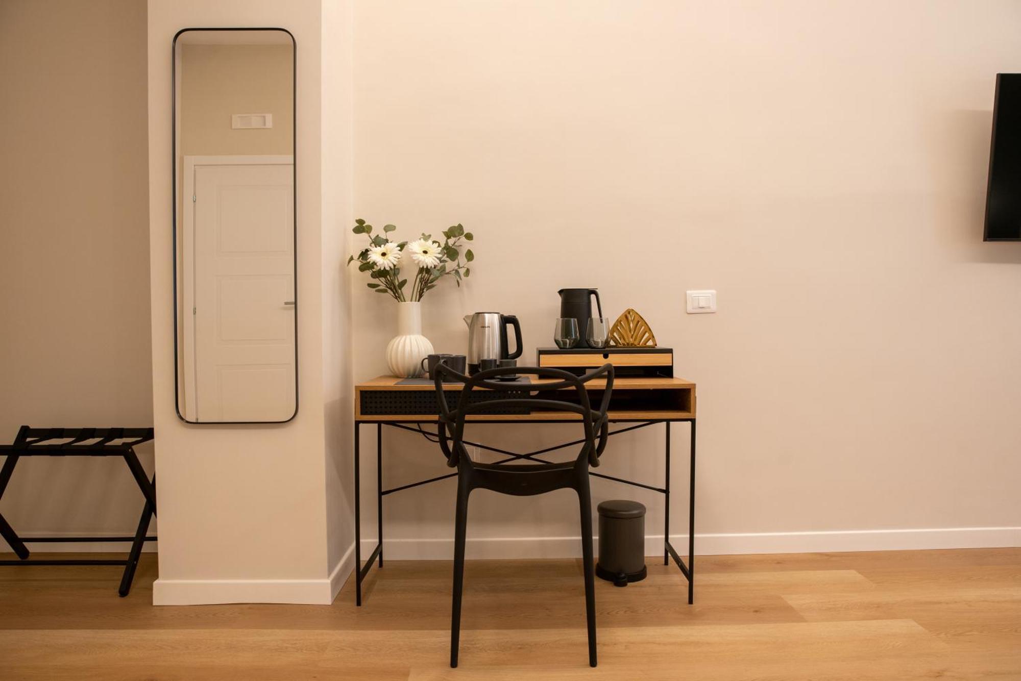 Suite 33 Napoli Bagian luar foto