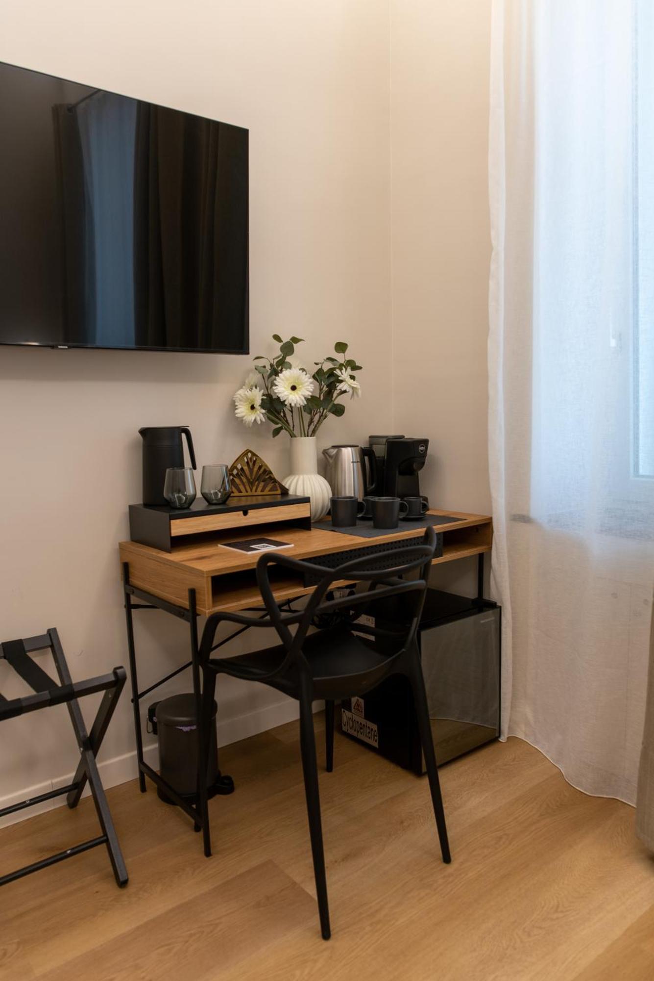 Suite 33 Napoli Bagian luar foto